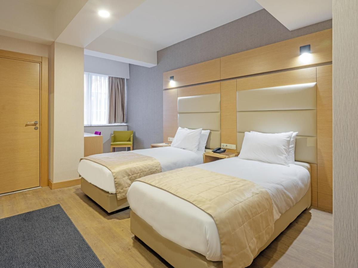 Merlin Hotel Istambul Exterior foto