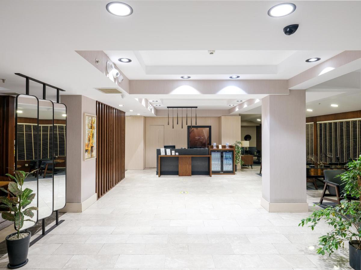 Merlin Hotel Istambul Exterior foto
