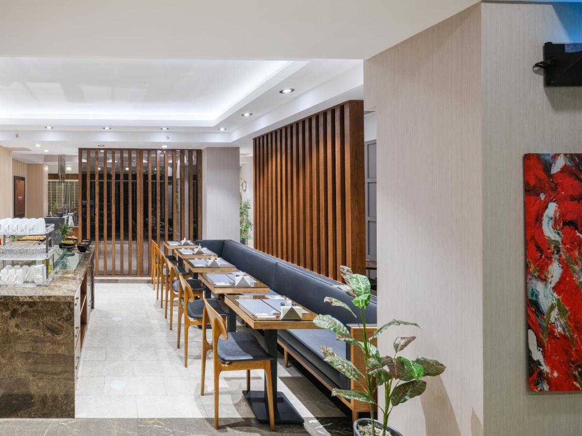 Merlin Hotel Istambul Exterior foto